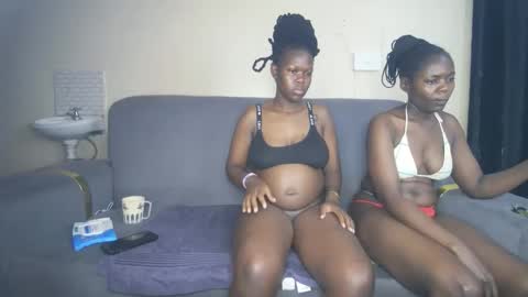 royal_charm online show from March 1, 2:52 pm