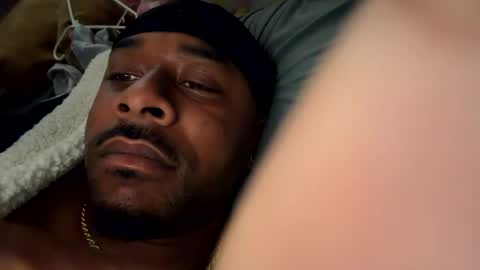 Royal SF online show from April 3, 4:38 pm