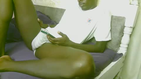 royalty254 online show from April 19, 8:11 pm