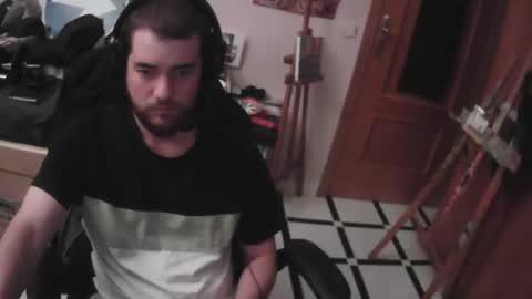 royer04 online show from October 23, 12:32 am