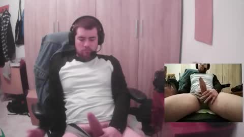 Snapshot of royer04 chatting on February 18, 9:22 pm royer04 online show from February 18, 9:22 pm