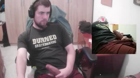 Snapshot of royer04 chatting on March 4, 5:08 pm royer04 online show from March 4, 5:08 pm