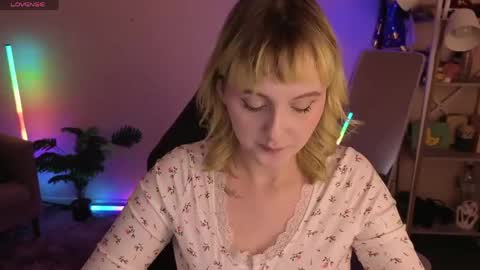 Roziett online show from April 16, 9:10 am