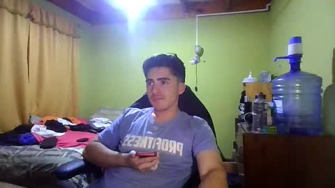 Snapshot of rpaulo25 chatting on November 25, 5:07 am rpaulo25 online show from November 25, 5:07 am