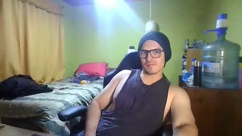 rpaulo25 online show from March 26, 3:12 am