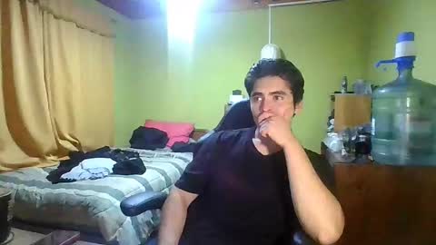 rpaulo25 online show from April 14, 2:39 am