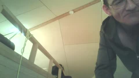 rpellet2 online show from November 25, 5:29 am