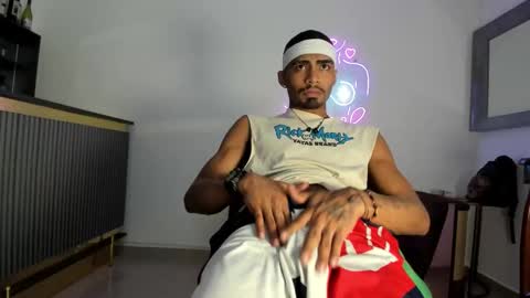 Snapshot of rpoolrboy chatting on March 1, 3:52 am POOL online show from March 1, 3:52 am