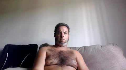 rubbingoneout714 online show from October 27, 6:45 pm