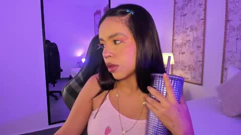 Snapshot of rubby_grundy chatting on April 24, 2:58 am R U B B Y online show from April 24, 2:58 am