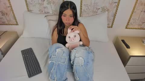 Snapshot of rubby_grundy chatting on May 12, 5:04 am R U B B Y online show from May 12, 5:04 am