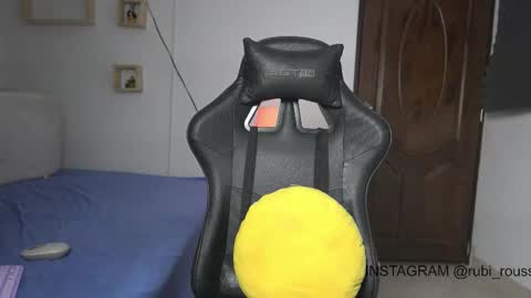 rubi rouss  instagran and X or tw  FAV VIBES11  9 33  101 moan and explode my balls online show from October 20, 11:10 am