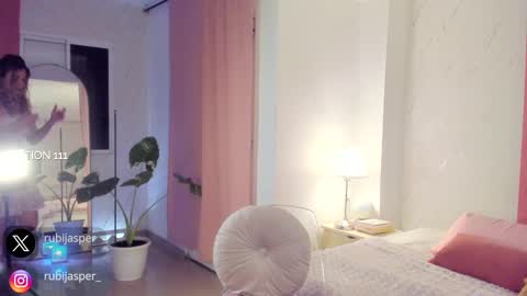 Rubi online show from February 18, 10:36 pm