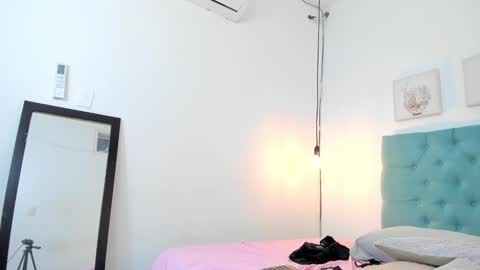 Snapshot of rubiroose chatting on January 14, 2:08 am Rubii online show from January 14, 2:08 am