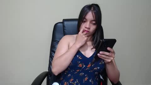 Snapshot of ruby_and_aron chatting on December 10, 1:32 am RUBY AND ARON online show from December 10, 1:32 am