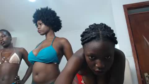 Snapshot of ruby_eva90 chatting on July 18, 4:16 am ruby_eva90 online show from July 18, 4:16 am