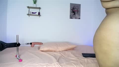 ruby_nic online show from September 10, 1:22 pm