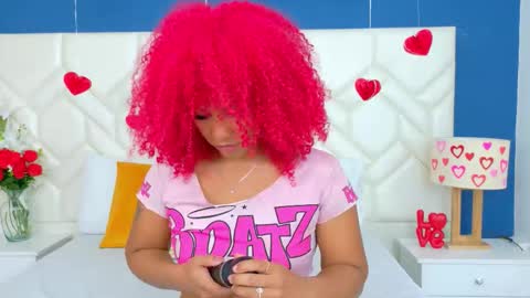 ruby_rogers_ online show from February 11, 12:32 pm