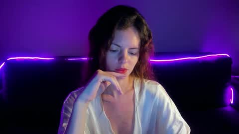 Snapshot of rubyattwood chatting on February 5, 3:38 pm rubyattwood online show from February 5, 3:38 pm