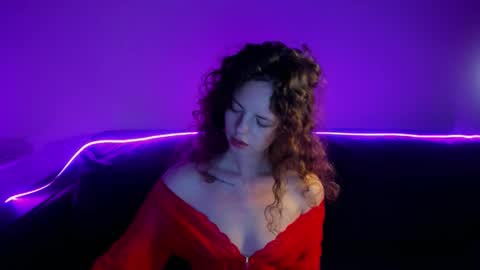 Snapshot of rubyattwood chatting on February 8, 10:02 pm rubyattwood online show from February 8, 10:02 pm