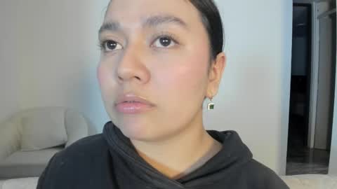 Snapshot of rubyhlowe chatting on June 10, 2:56 am RUBY online show from June 10, 2:56 am