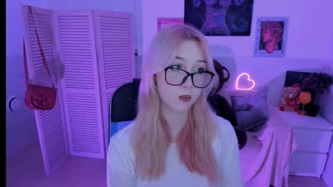 rubyybennett online show from September 27, 7:13 am