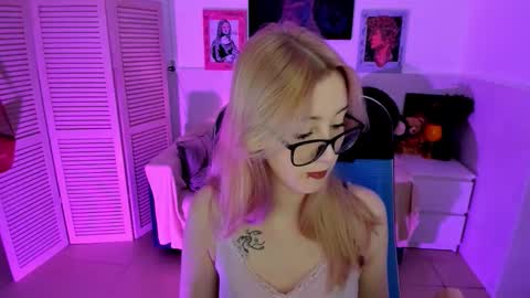 rubyybennett online show from October 2, 7:15 am