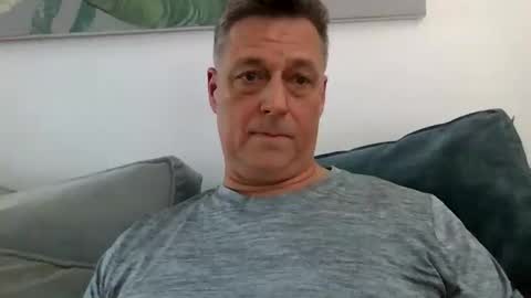 Snapshot of rudeski chatting on May 17, 2:24 pm rudeski online show from May 17, 2:24 pm