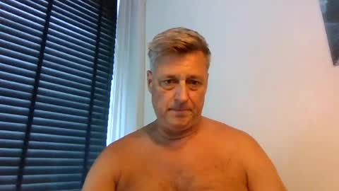 Snapshot of rudeski chatting on July 5, 1:07 pm rudeski online show from July 5, 1:07 pm