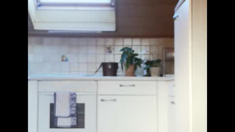 Snapshot of rudi_rudi_rudi_rudi chatting on October 14, 3:13 pm rudi_rudi_rudi_rudi online show from October 14, 3:13 pm