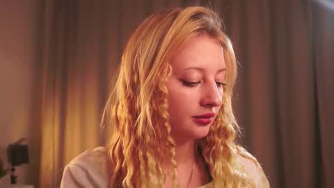 Mila online show from October 10, 3:11 pm