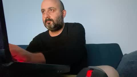 Snapshot of rufa_life chatting on January 13, 12:32 pm rufa_life online show from January 13, 12:32 pm