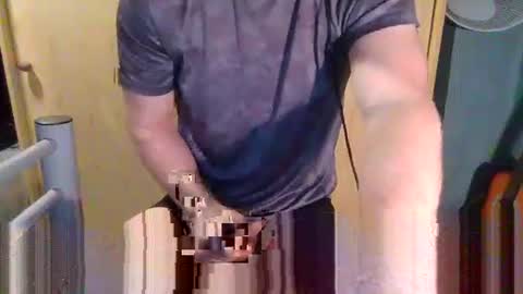 rugby_boy200 online show from April 16, 4:08 pm