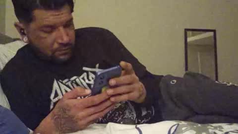 Snapshot of ruinvale chatting on February 3, 8:19 am ruinvale online show from February 3, 8:19 am