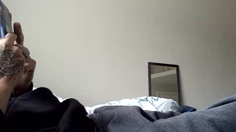 Snapshot of ruinvale chatting on February 25, 7:56 pm ruinvale online show from February 25, 7:56 pm