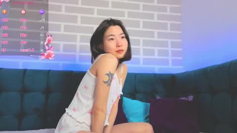 Runi online show from May 19, 1:56 am