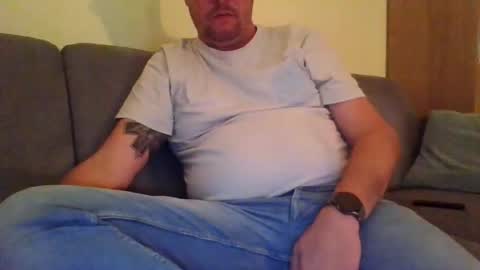 runner_1978 online show from January 16, 10:12 pm