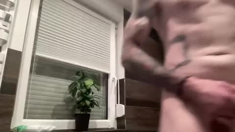 run online show from December 15, 5:12 am