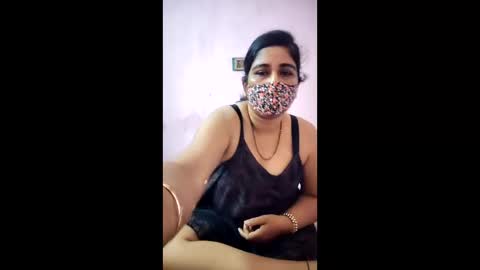 Snapshot of rupali_12 chatting on April 5, 2:03 pm rupali_12 online show from April 5, 2:03 pm