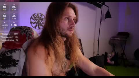 Snapshot of rusbigpaul chatting on October 15, 7:47 pm Paul online show from October 15, 7:47 pm