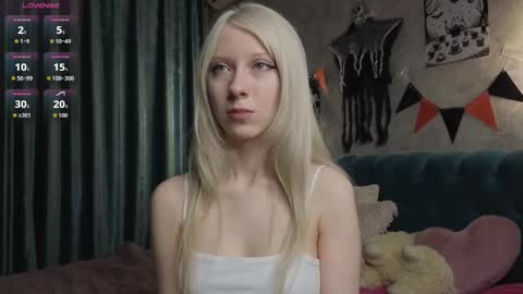 Snapshot of rush_of_feelings chatting on November 2, 7:16 pm My name is a capital of great britan online show from November 2, 7:16 pm