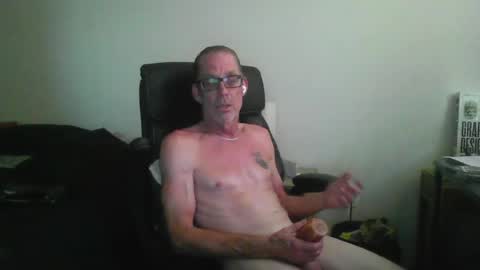 Snapshot of rusty3377 chatting on July 16, 12:49 am Ren online show from July 16, 12:49 am