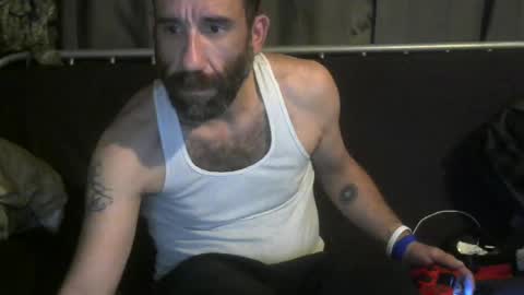 Snapshot of rusty_ambitions chatting on July 19, 12:03 am rusty_ambitions online show from July 19, 12:03 am
