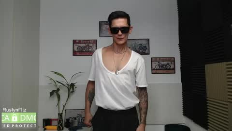 MillionDollarGuy online show from March 17, 3:33 am