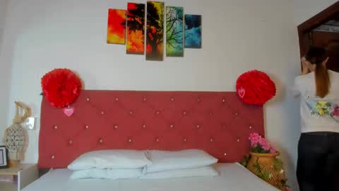 Ruth online show from February 21, 12:28 pm