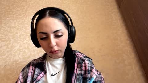 Snapshot of ruthmarron chatting on November 15, 9:28 am Cindy online show from November 15, 9:28 am