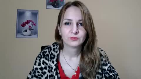 Ruth online show from December 4, 2:37 pm