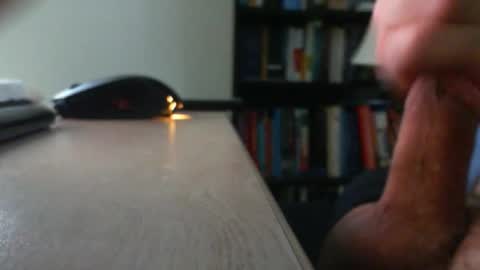 rutmuscle22 online show from December 4, 7:55 pm