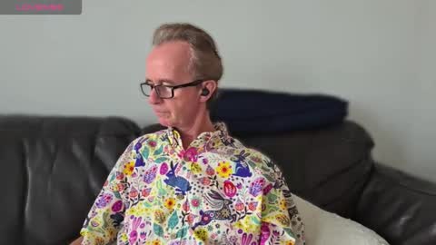 Snapshot of ruttingrabbit chatting on October 24, 8:49 pm ruttingrabbit online show from October 24, 8:49 pm