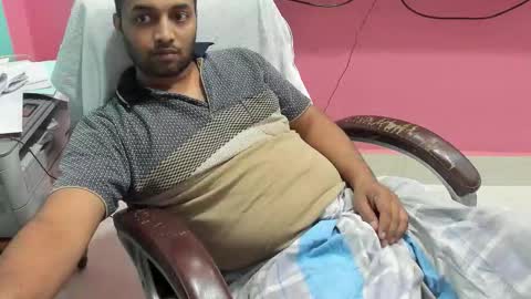 Snapshot of rwb17 chatting on November 19, 9:53 am rwb17 online show from November 19, 9:53 am